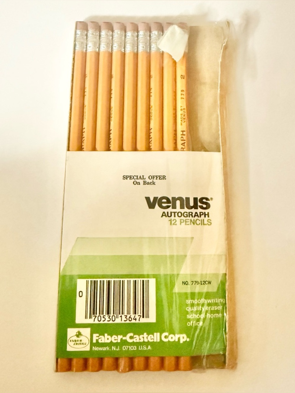 Venus Autograph 9 Wooden Pencils - Yellow with Pink Erasers
